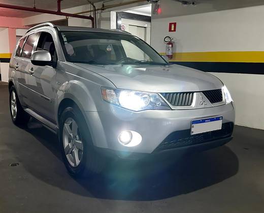 MITSUBISHI OUTLANDER 2.4 4X4 16V GASOLINA 4P AUTOMÁTICO